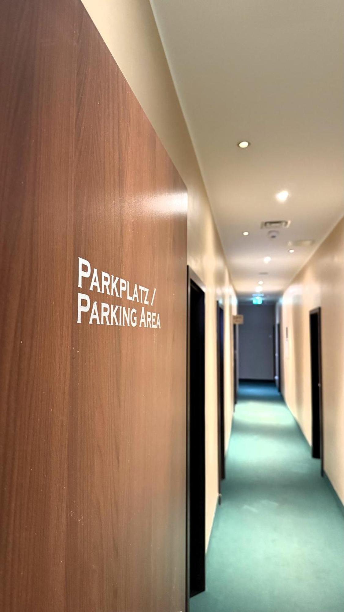 Hotel Lumiere An Der Messe "New Opening" Frankfurt am Main Buitenkant foto