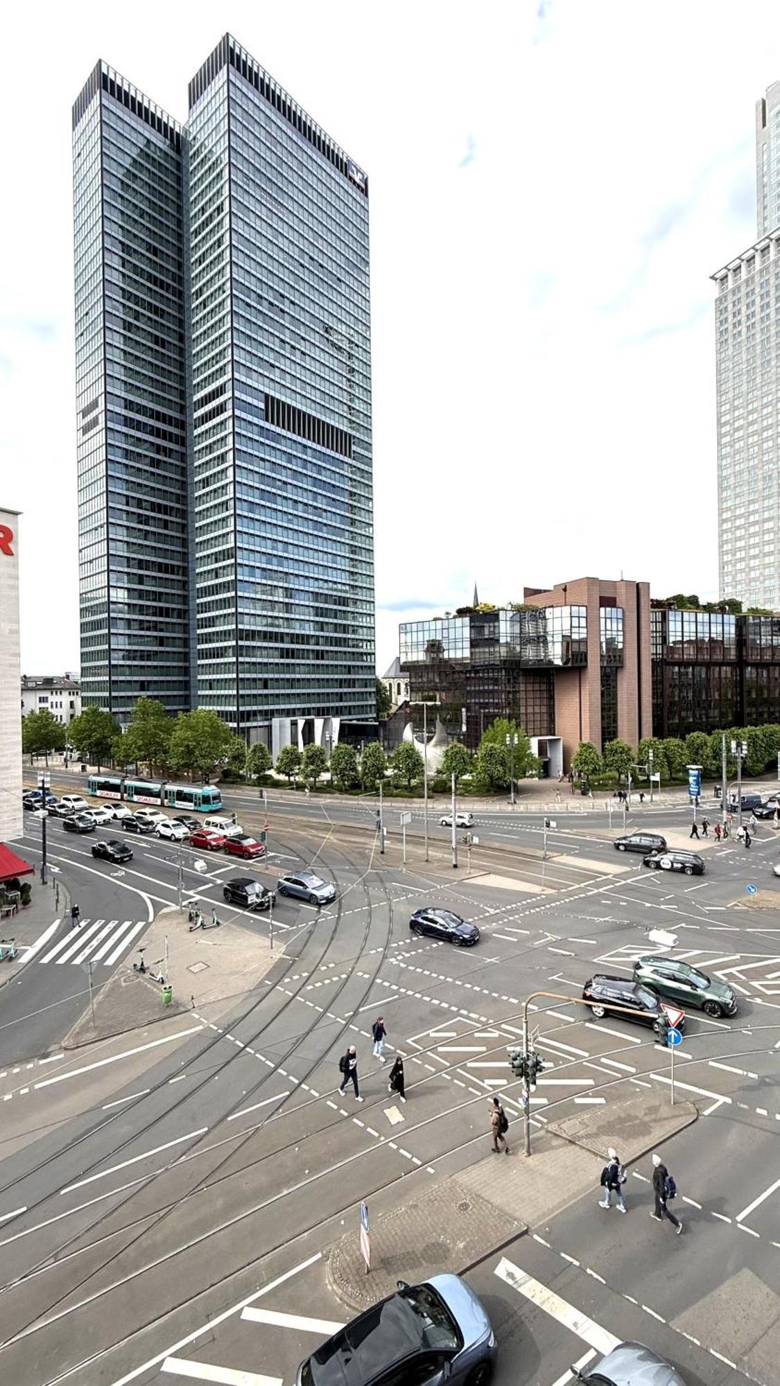 Hotel Lumiere An Der Messe "New Opening" Frankfurt am Main Buitenkant foto