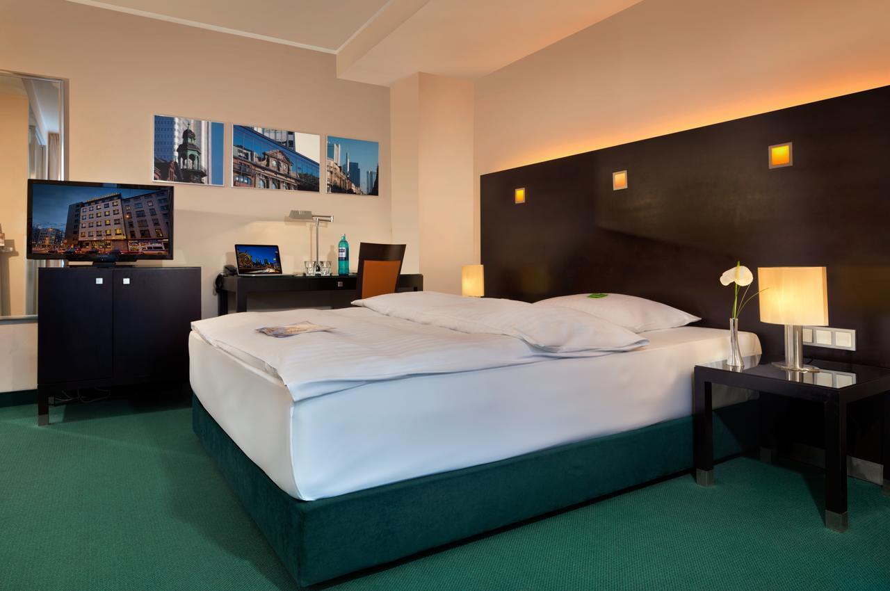 Hotel Lumiere An Der Messe "New Opening" Frankfurt am Main Buitenkant foto